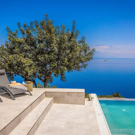 Villa Dafnidi Annináta