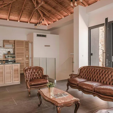 Dafnidi Villa *